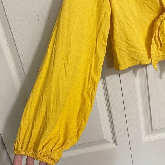 Forever 21 Women's NWT Mustard Peasant Sleeve Tie Front Y2K 90s Blouse Small - Picture 5 of 7